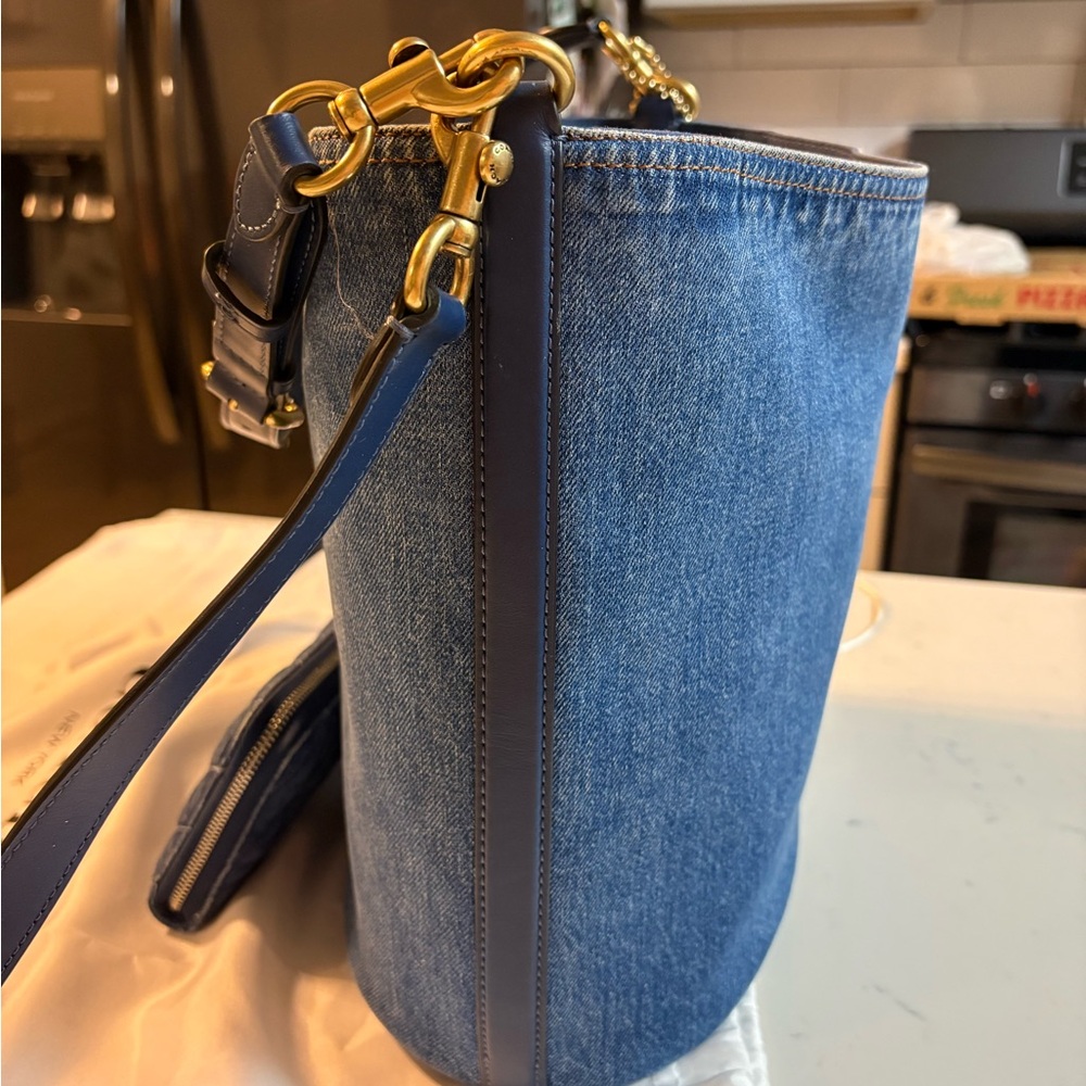 Coach Denim and Leather Shoulder Bag and denim wallet bundle - Picture 6 of 7